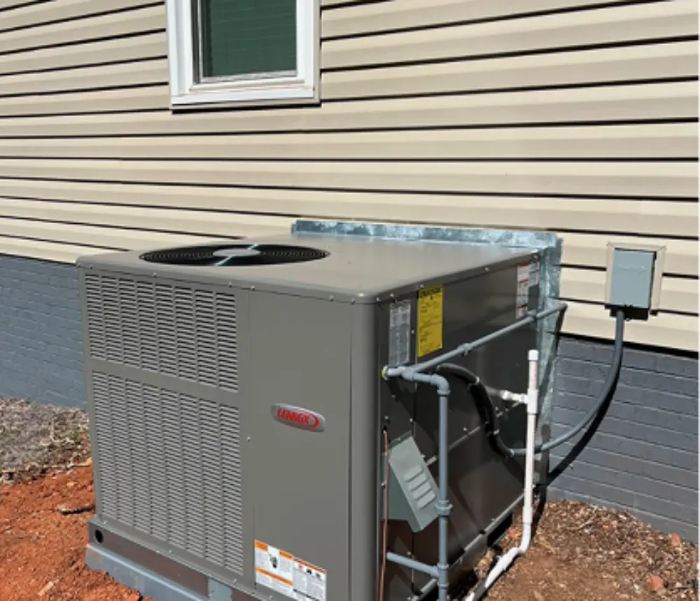 A ground mounted Lennox package unit at a Mauldin home